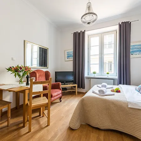 Apartment P&o - Miodowa Warsaw